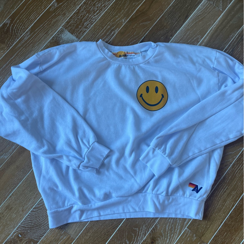 Like New Aviator Nation Smiley 2 Relaxed Light weight Cree Sweatshirt Size Small